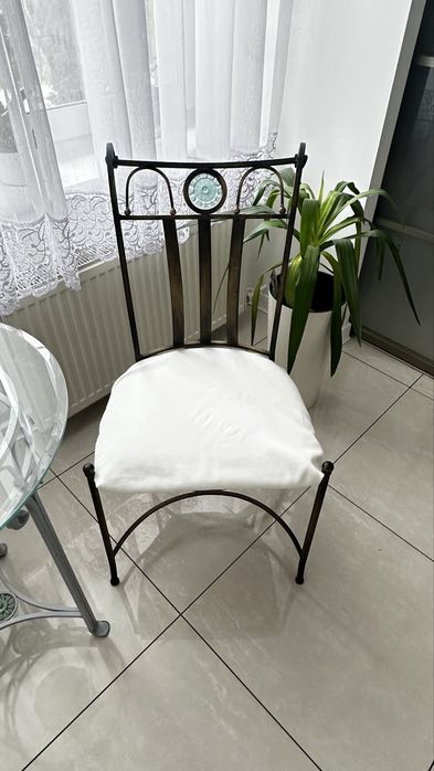 Komplet mebli kutych ze szkłem – konsola, lustro, stolik, krzesła