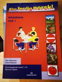 Podręcznik Klar Ferdig Norsk! do nauki języka norweskiego dla szkół.