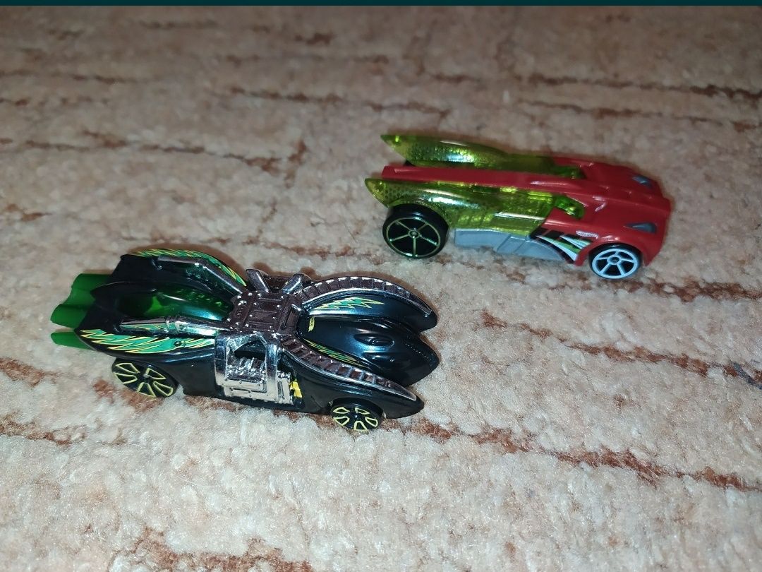 Машинки Hot wheels