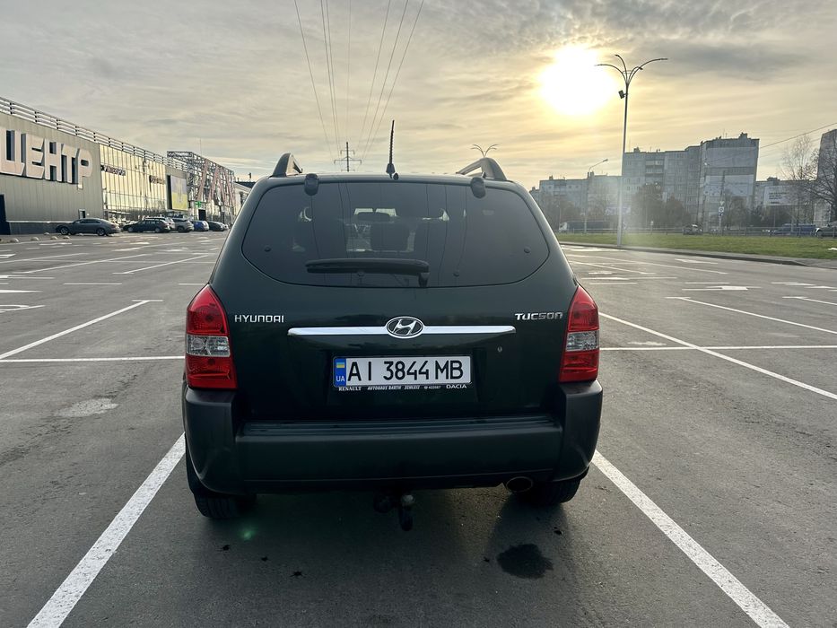 Продам Hyundai Tucson 2008 2.0 пердній привід