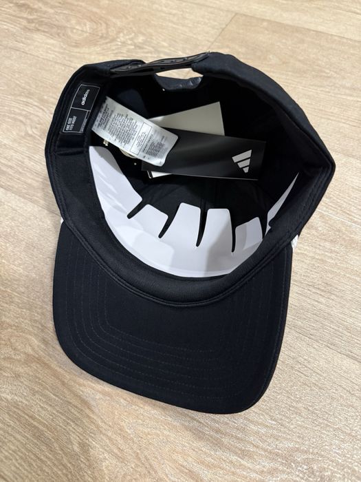 Новая кепка Adidas Golf