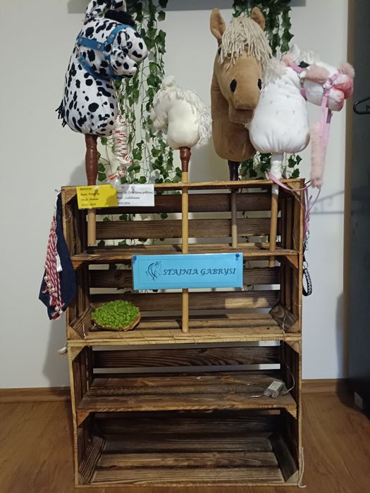 Hobby horse + stajnia + akcesoria