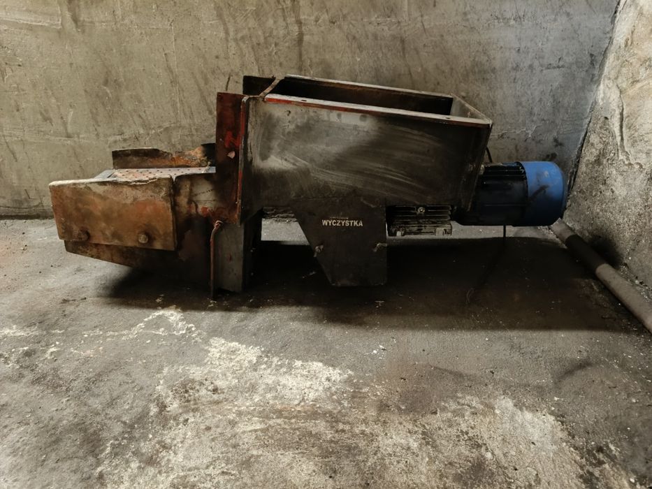 Podajnik tłokowy z motoreduktorem (Spaw-Met