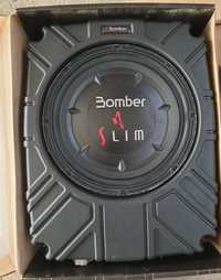 Subwoofer e amplificador da Bomber para som auto carro