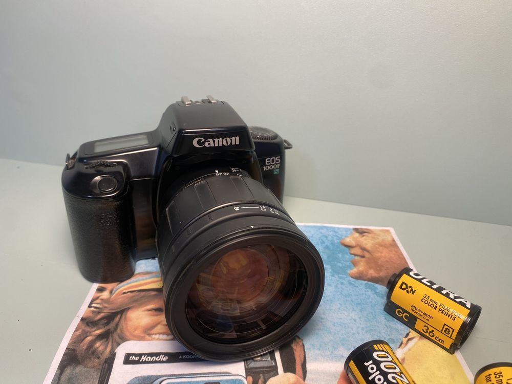 Canon EOS 1000F - 28-200mm f3.8-5.6, aparat analogowy, zadbany