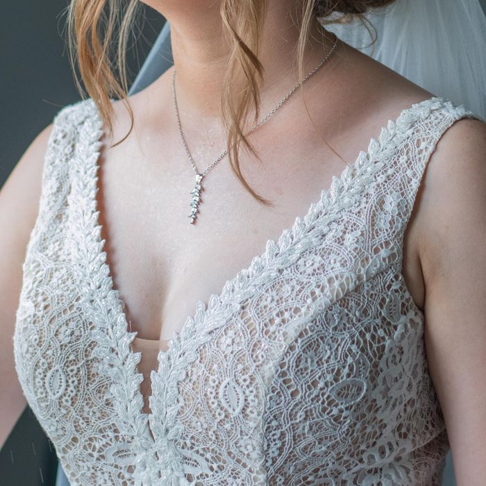 Suknia ślubna, HAKS