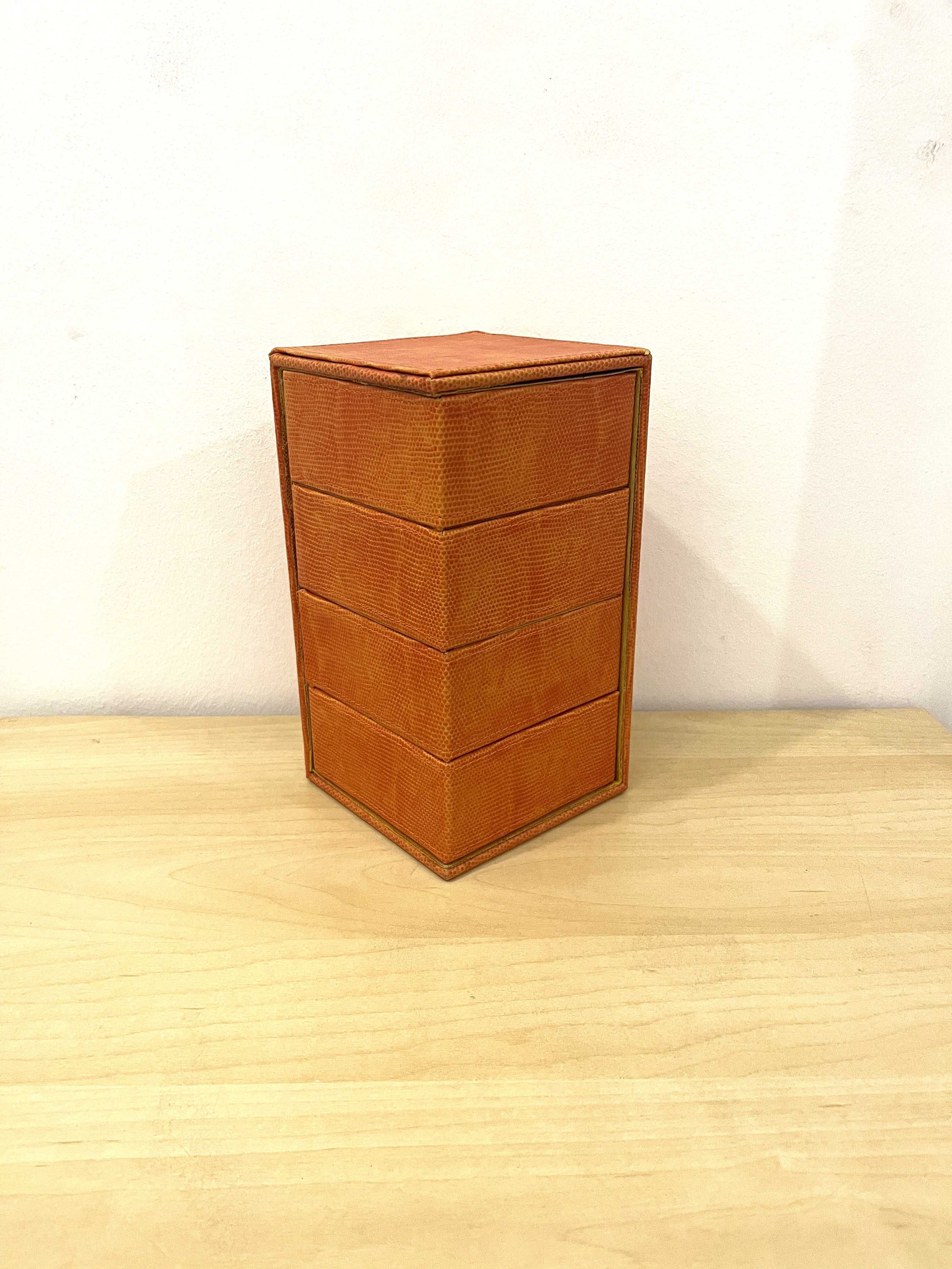 Porta-Joias Cor-de-Laranja com 4 gavetas