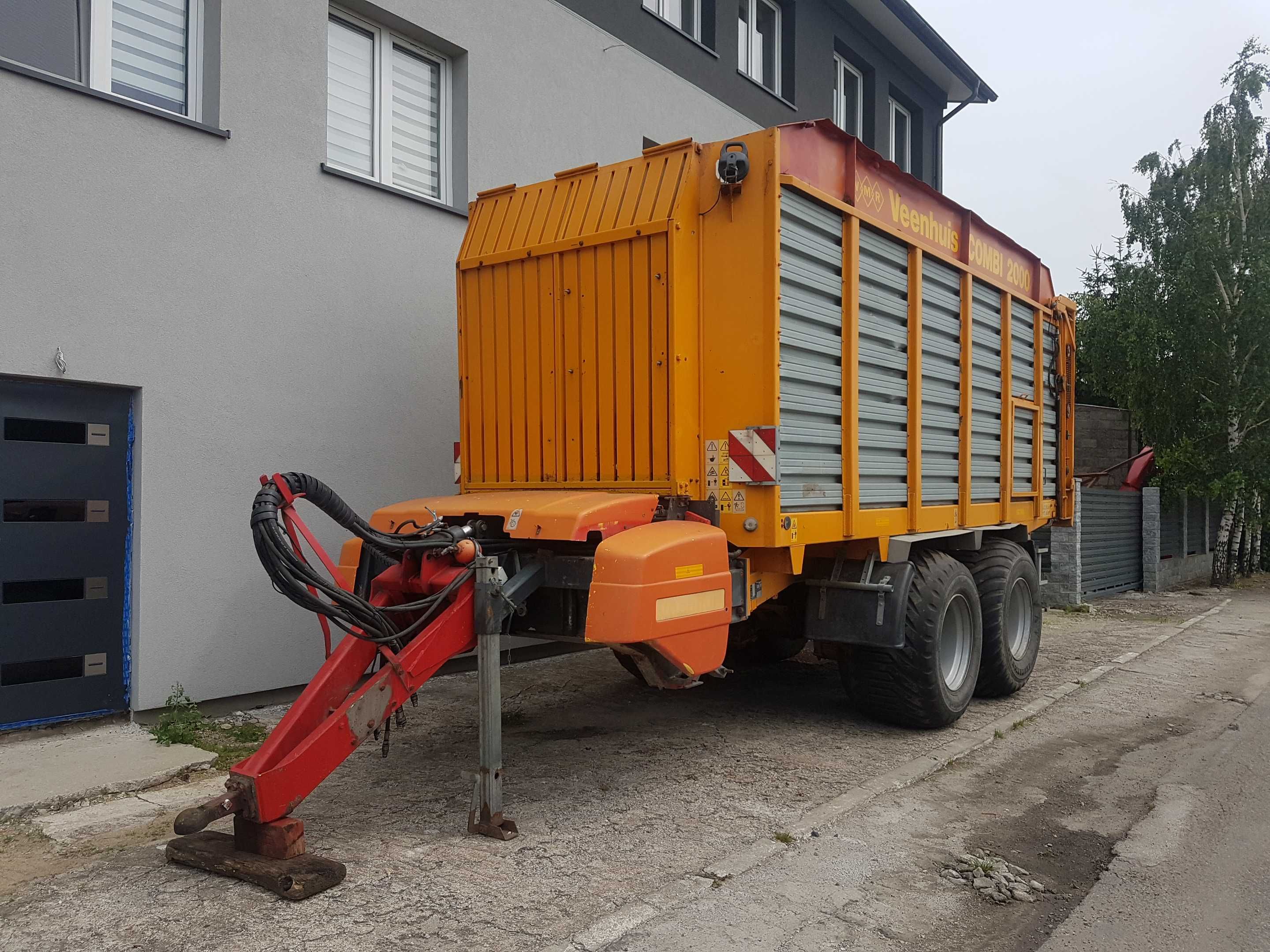 Przyczepa objetosciowa Strautmann 1840 Veenhuis Combi 2000