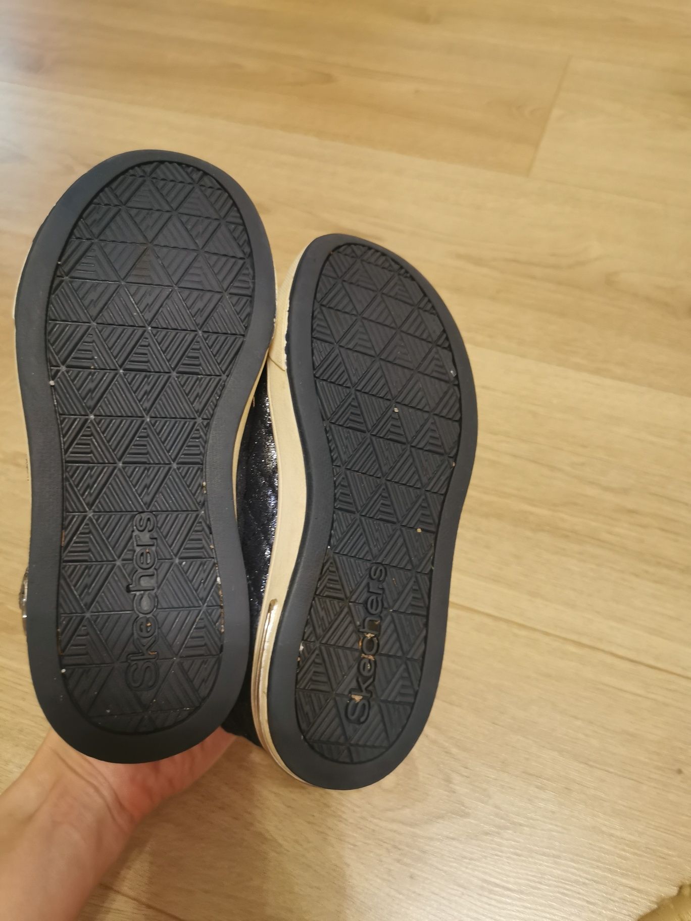 Високі кеди Skechers 31 розміру