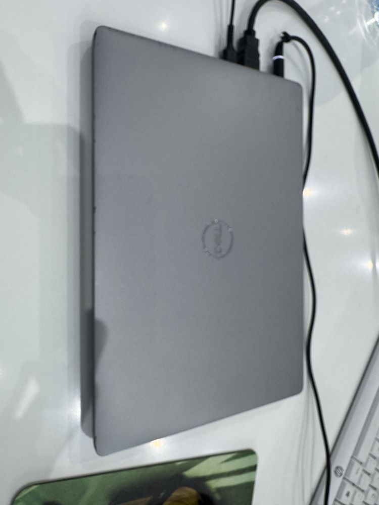 Dell 5410 i7 10610u