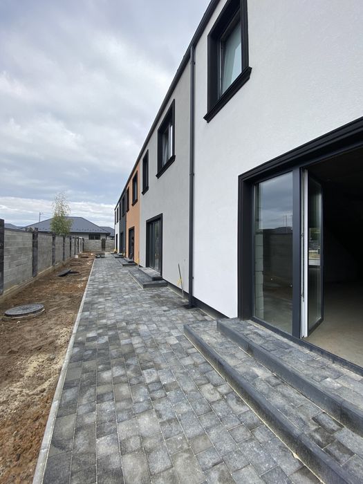 Продаж 4-к таунхаус 105 м² 67000 $ Ворзель РОЗТЕРМІНУВАННЯ