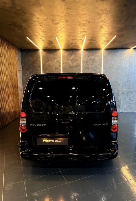 Peugeot Partner 1.6D 100cv Auto - IVA DEDUTÍVEL - 3 lugares