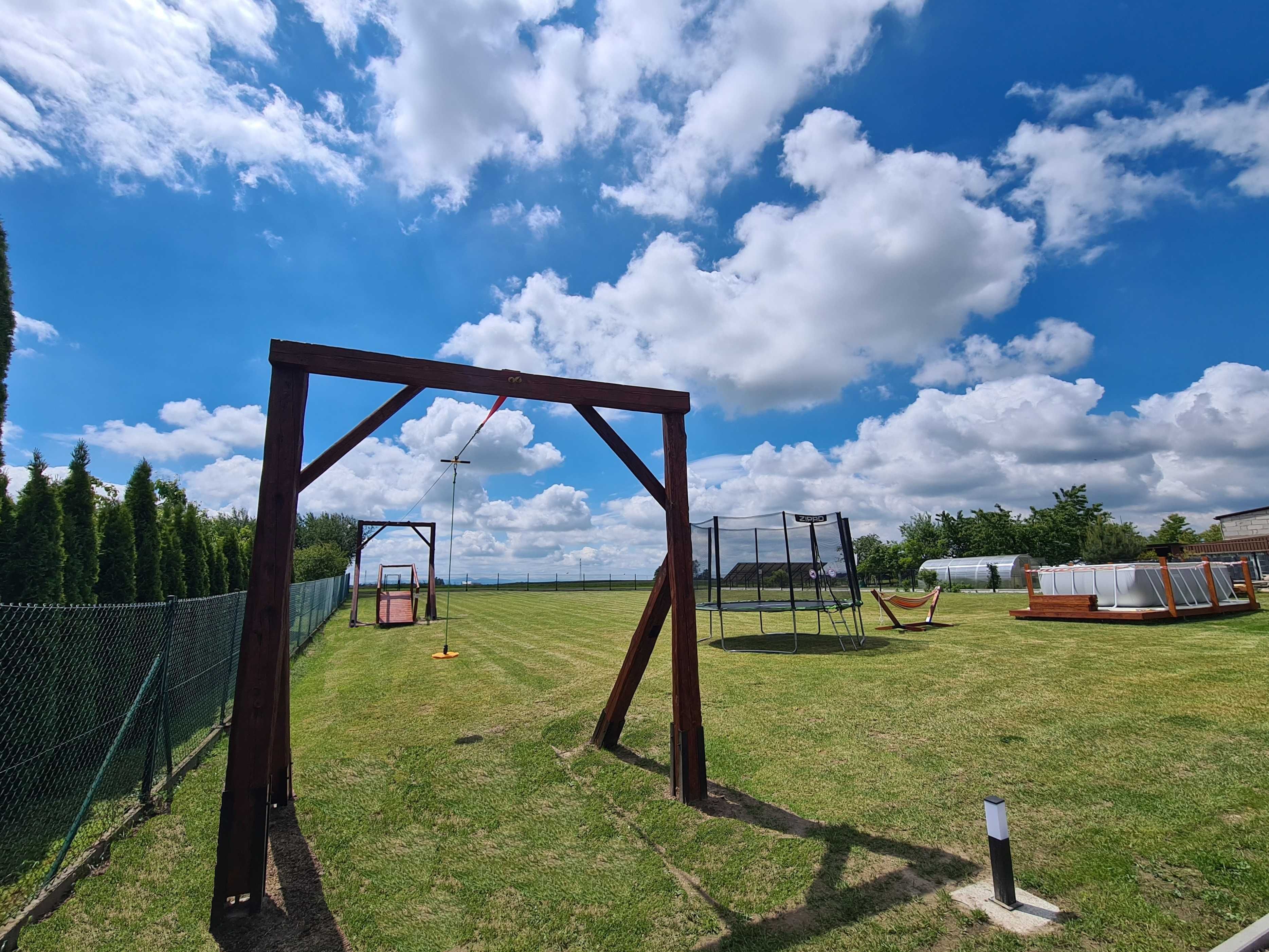 ENERGYLANDIA ZATOR NOCLEGI domek domki z atrakcjami dla dzieci BASEN