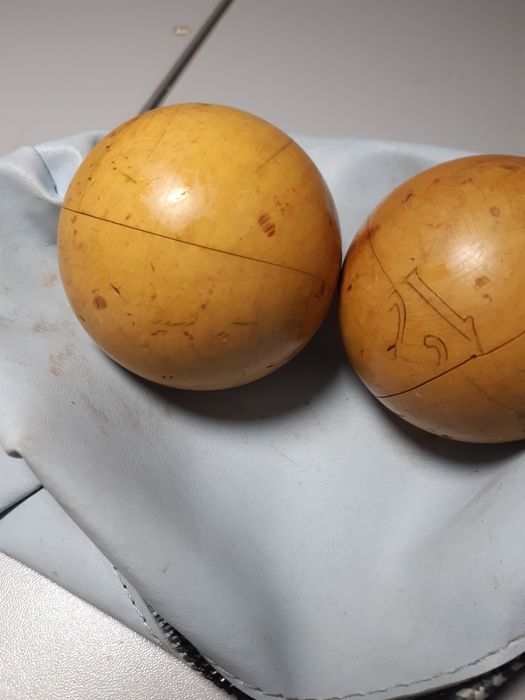 Шар більярдний ,