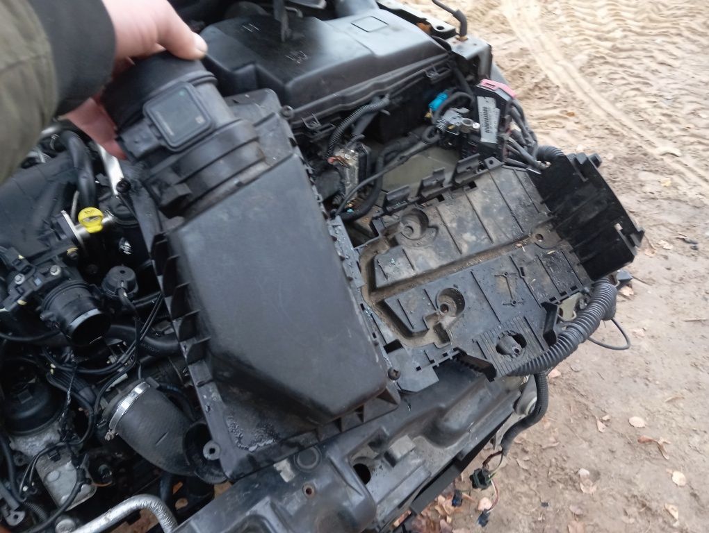 Obudowa filtra powietrza citroën C5 x7 III 2.0 HDi 136km