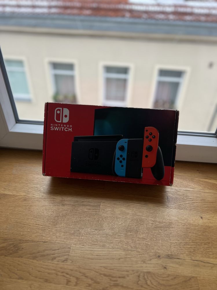 Nintendo Switch V2 red blue + gry