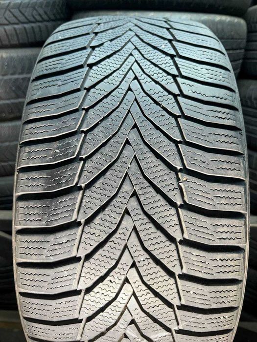 245/40 R18 Nexen пара зима