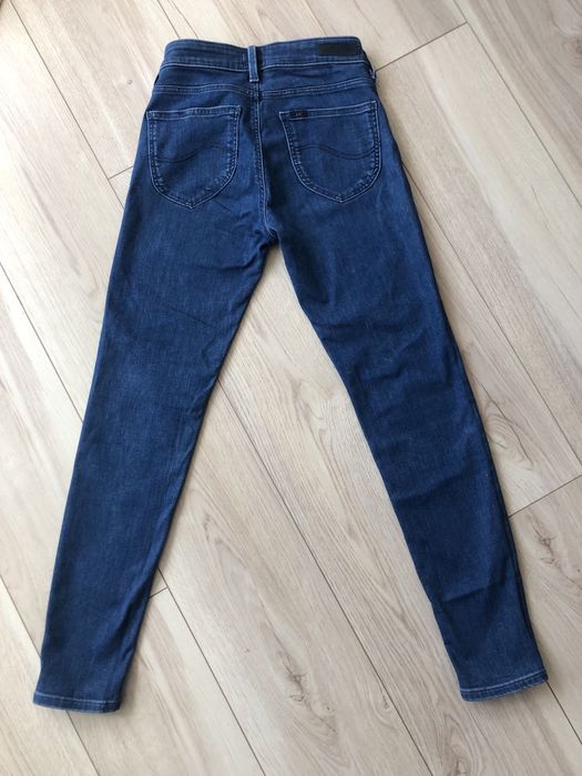 Новые джинсы Lee Scarlett, размер W26, L31