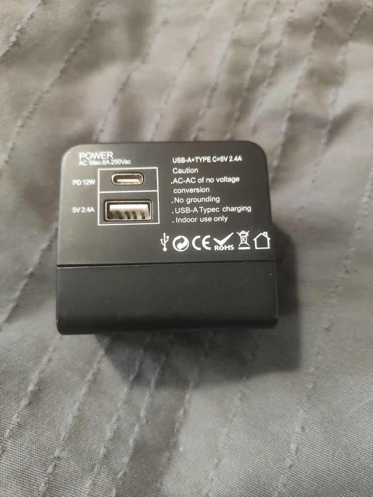 Adapter podróżny USB azja Europa USA Afryka napięcie 100-240V