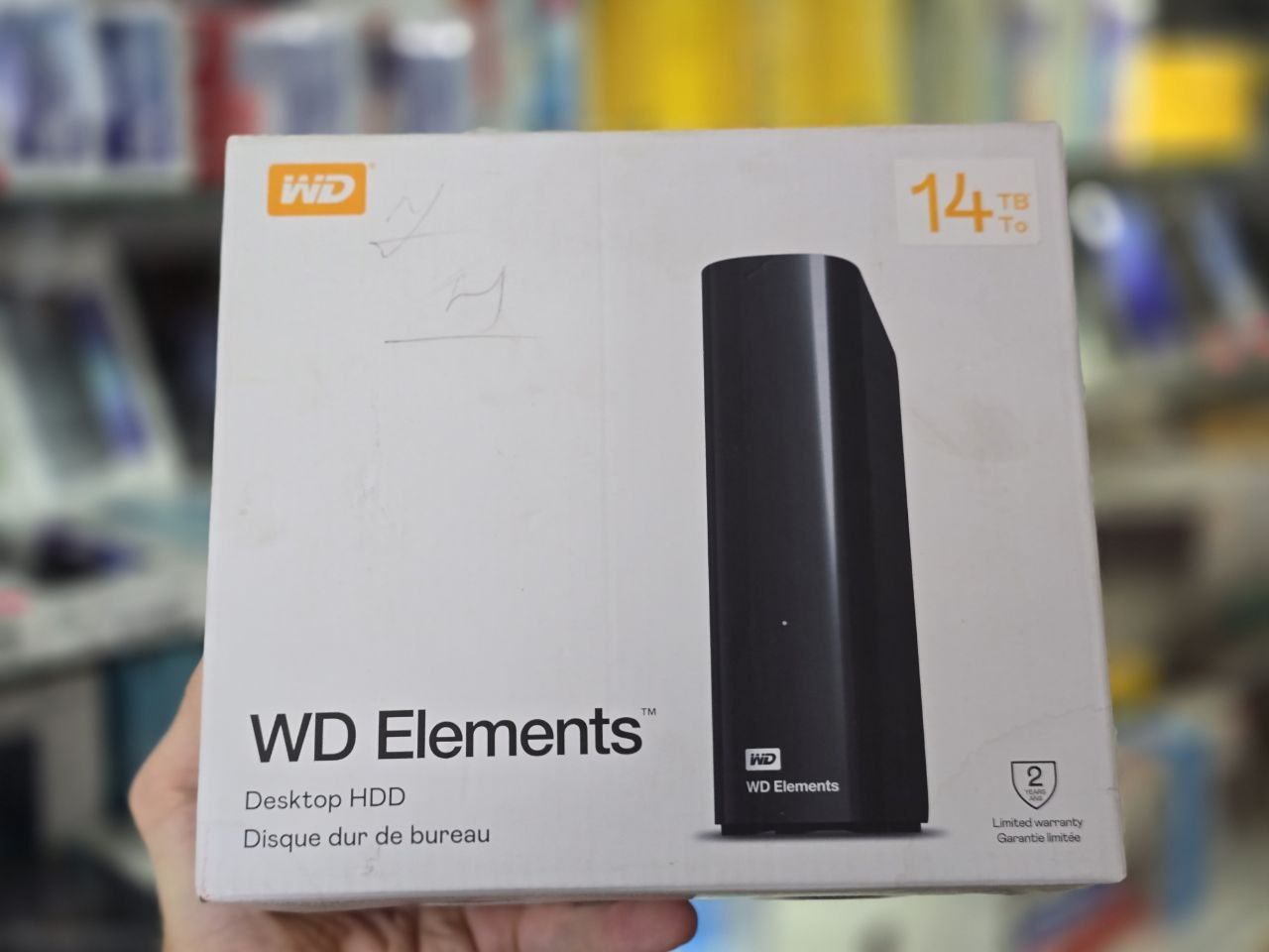 Жорсткий диск WD Elements Desktop 14 TB (WDBWLG0140HBK)