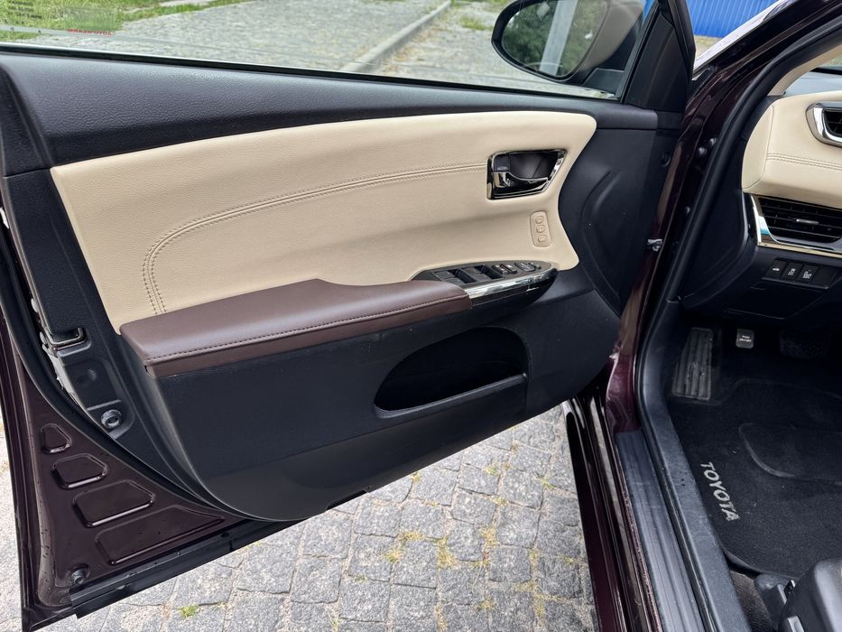 Toyota avalon 2014