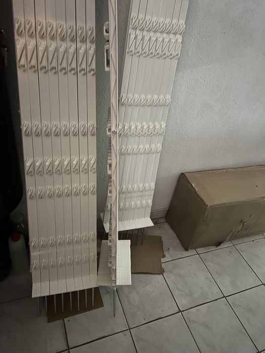 Postes para vedações elétricas