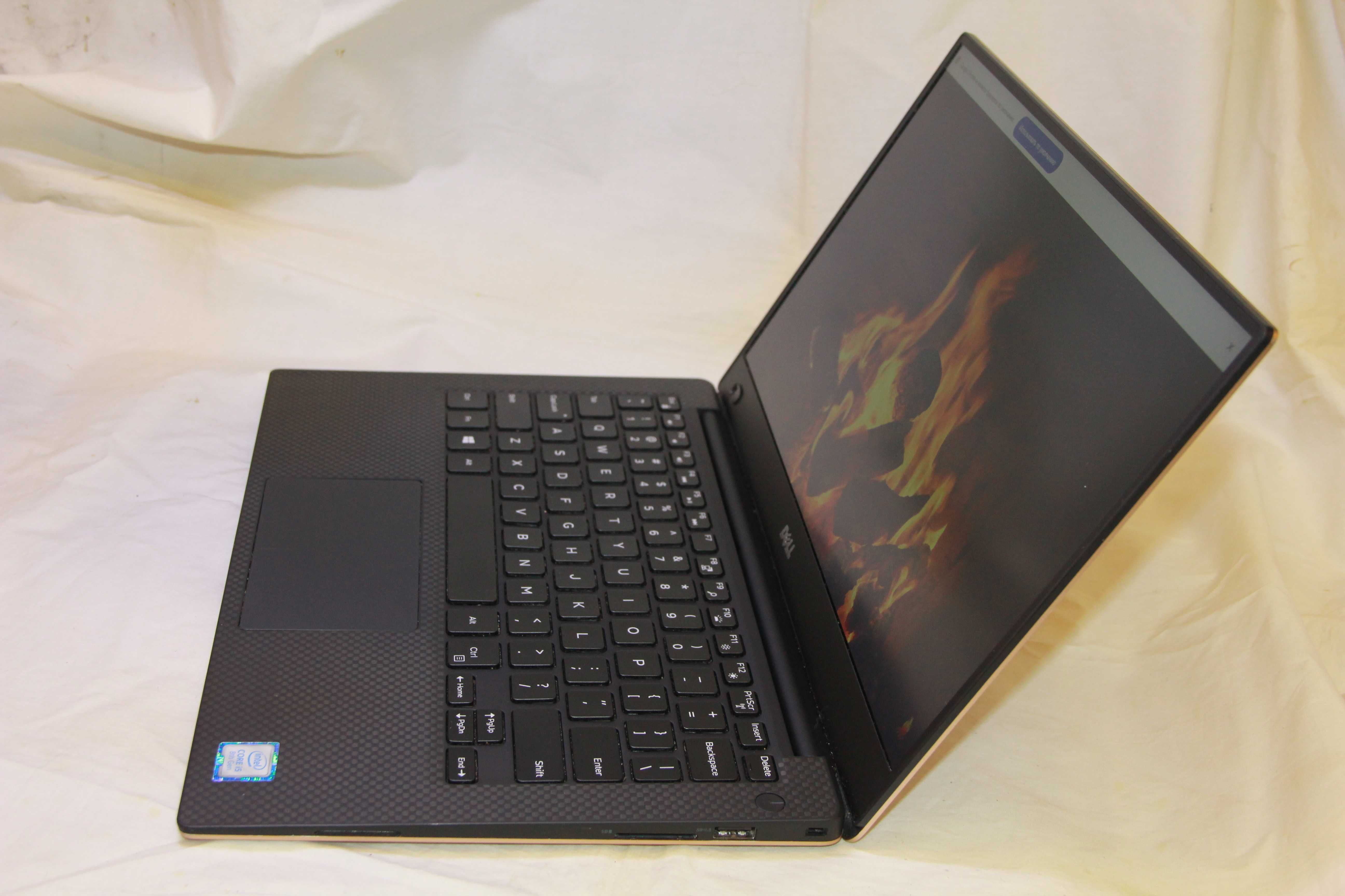 Dell XPS 13 9360 Full IPS 4 ядра i5-8250U RAM8 SSD256 Rose Gold