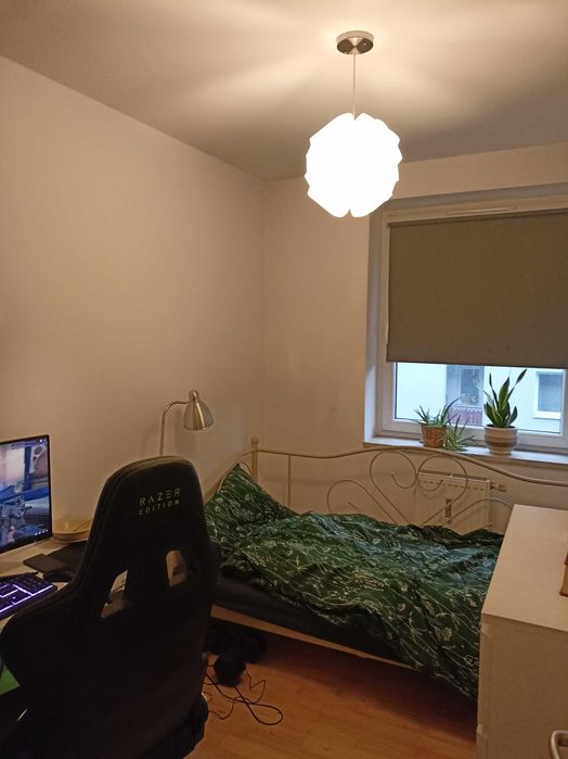 Bezpośrednio sprzedam mieszkanie