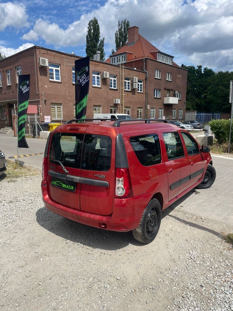 Dacia Logan 1.6b// niezawodny// opłaty// do pracy//
