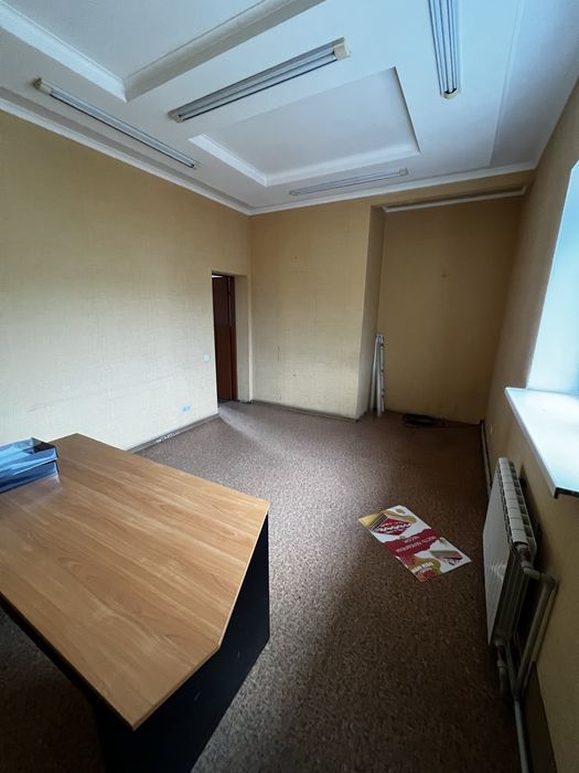 Аренда склады с рампой от 300-1000 квМ, офисное помещение 15-40 квМ.