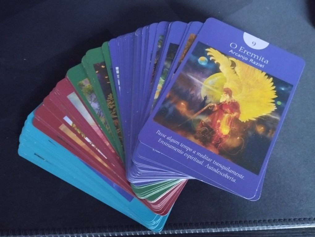 Tarot dos Anjos - Cartas, Livros e Caixa