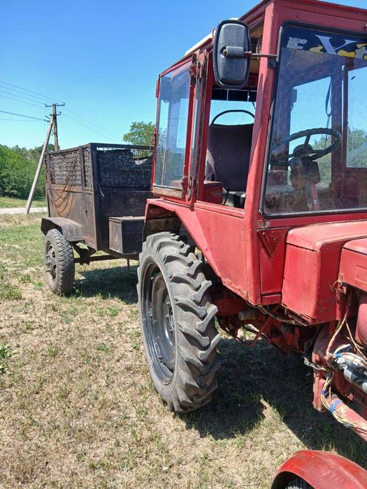 Продам трактор Т25 з причепом і косою