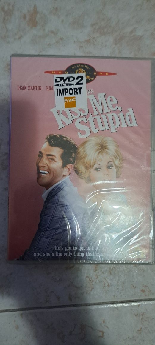 Kiss Me, Stupid - DVD