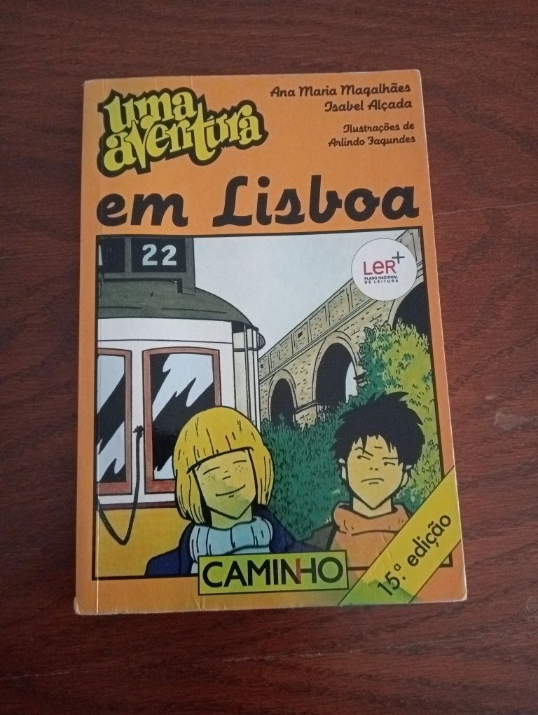 Livros juvenis - como novos