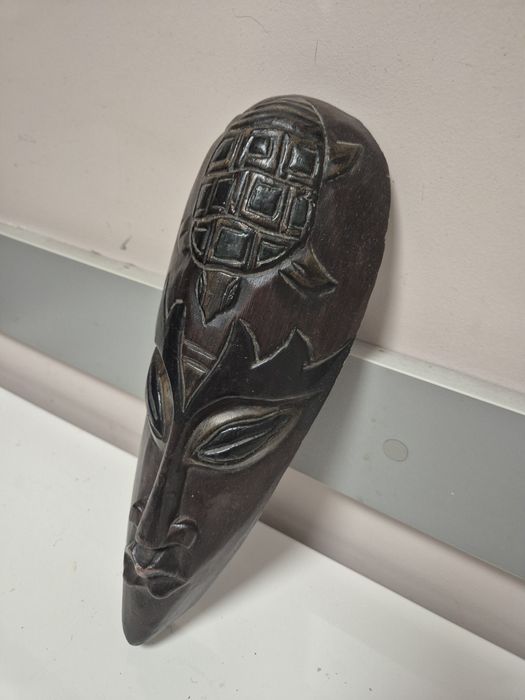 Stara maska drewniana ozdoba