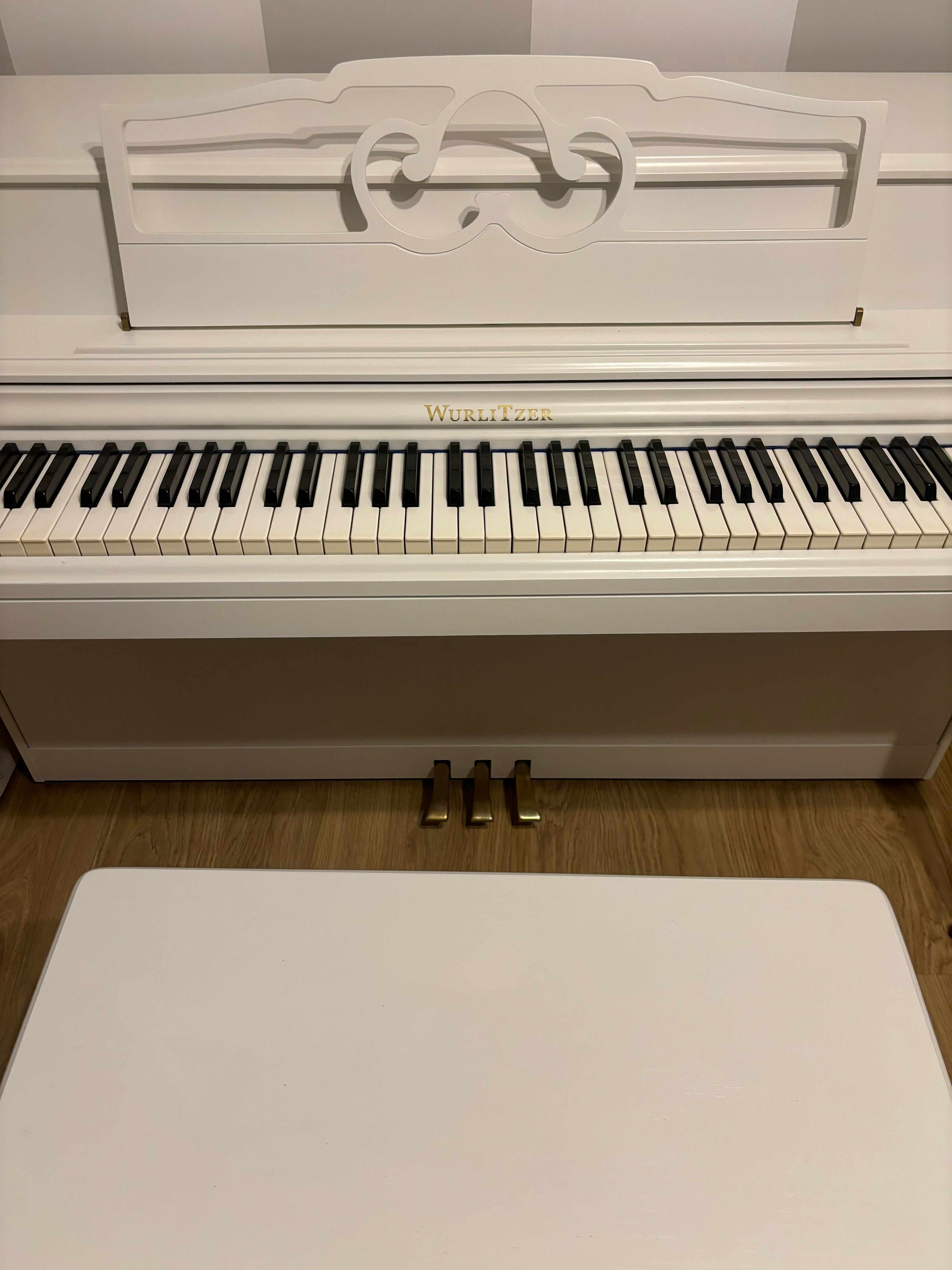 Pianino Wurlitzer