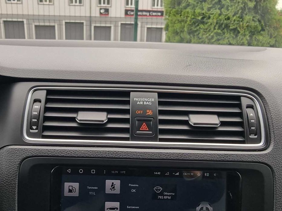 Продам  Volkswagen Jetta 2017. Можна в розстрочку, під викуп.