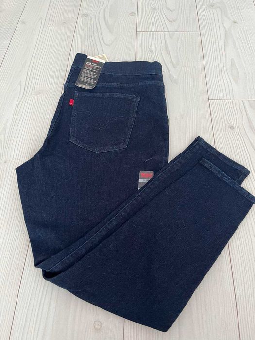 Джинси жіночі Levi's