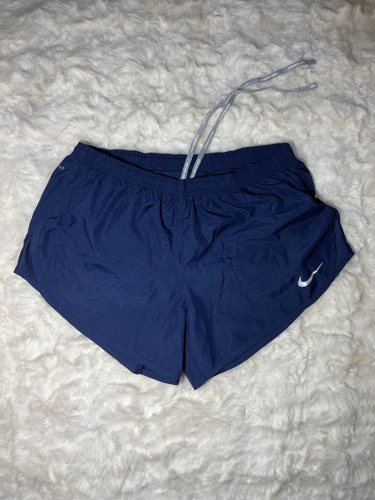 Шорти nike dri-fit running shorts womens