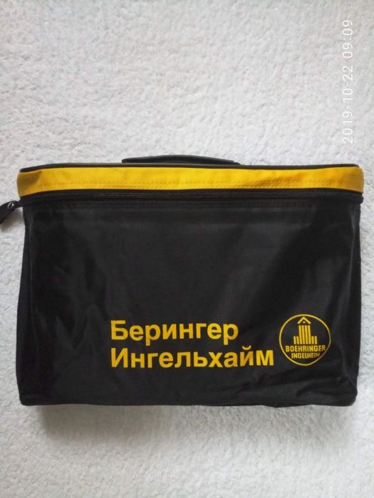 Продам новую сумку/ портфель черного цвета (Германия).