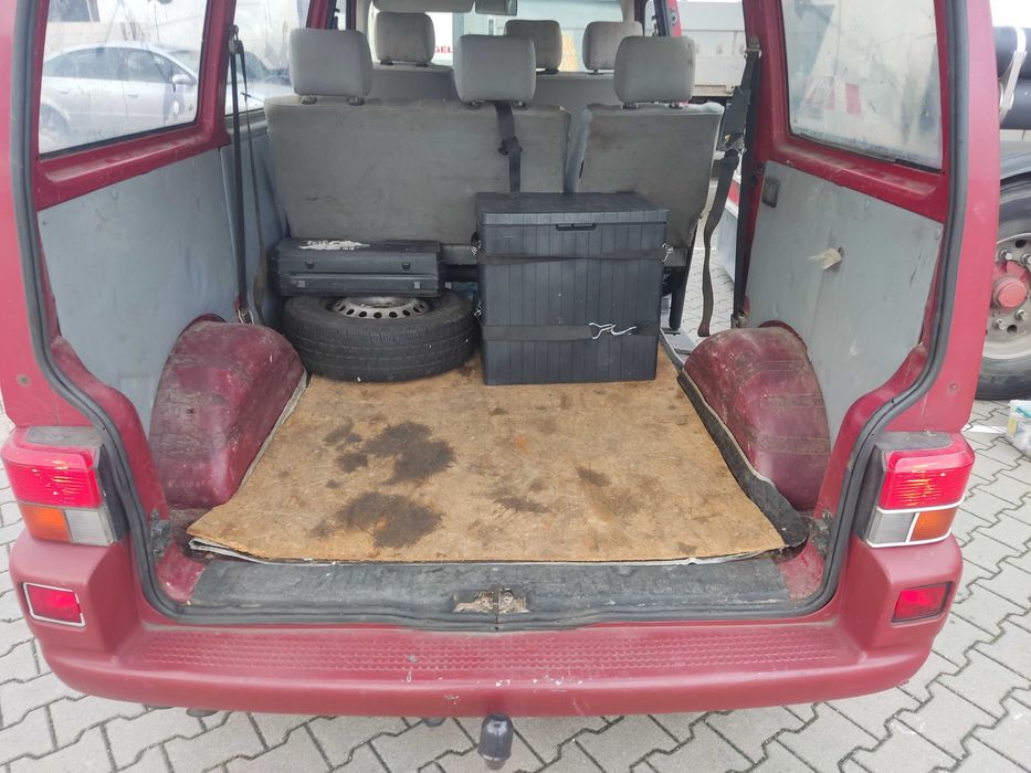 VW Transporter 2.5TDI 1996r 6os DOKA ładowność 995kg hak Doinwestowany