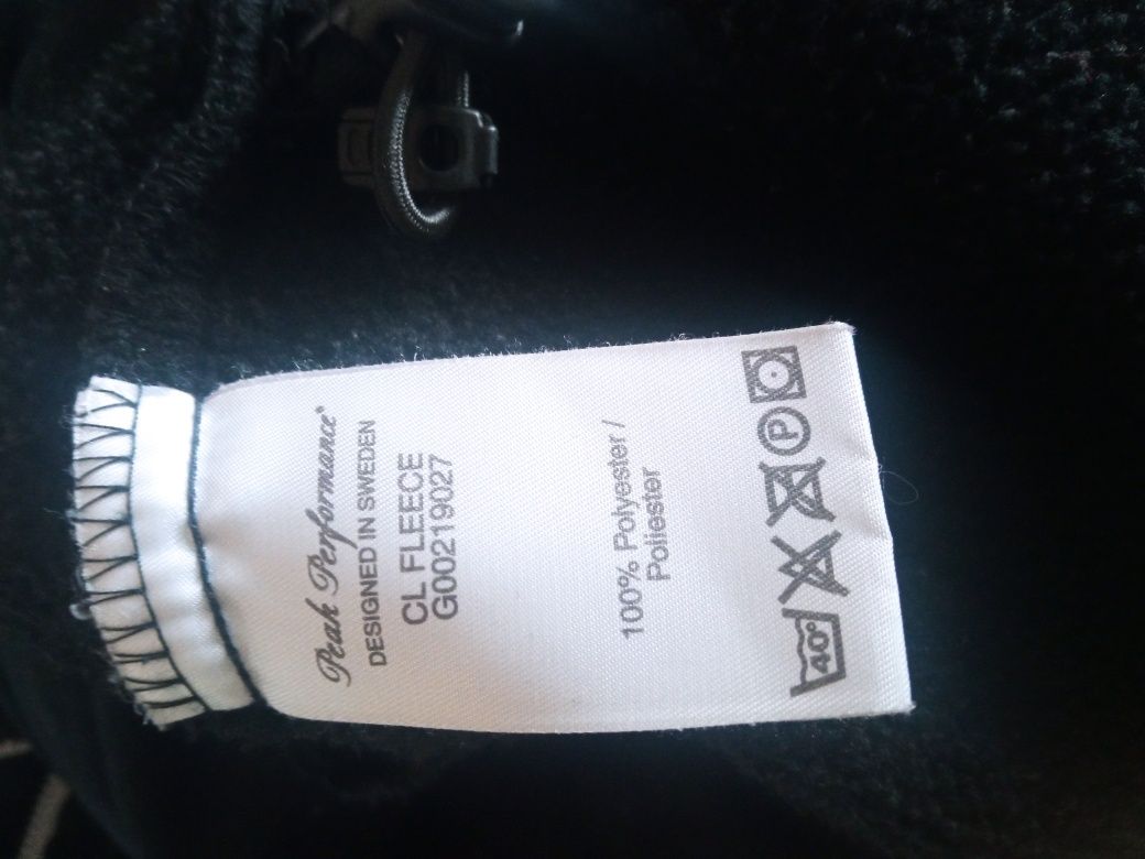 Czarna rozpinana bluza polarowa Peak Performance