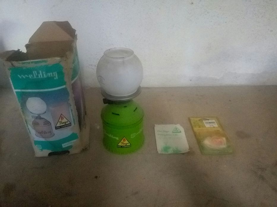 Candeeiro campismo gás gaz campingaz, em óptimo estado