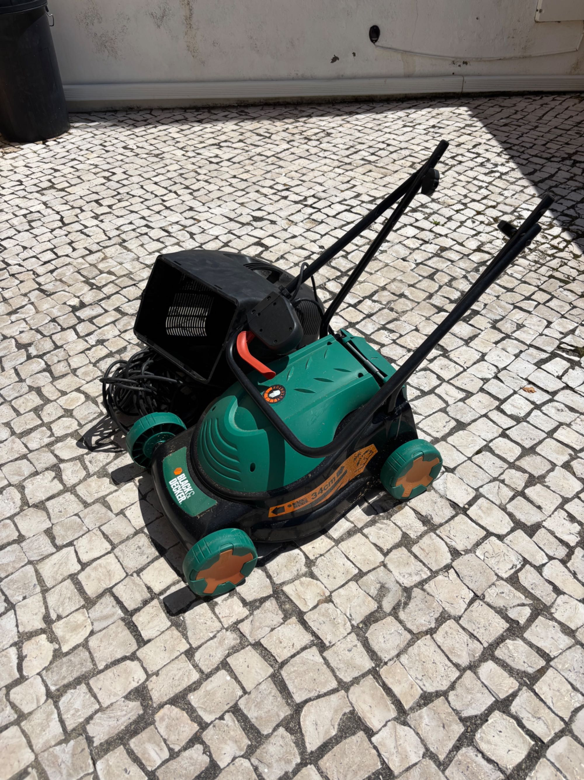 Máquina de cortar de relva + extensão