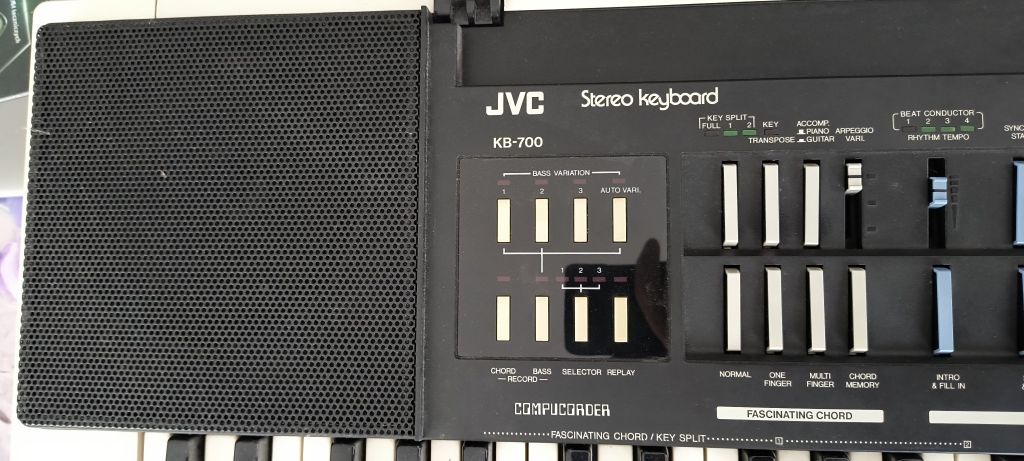 Keyboard JVC KB-700
