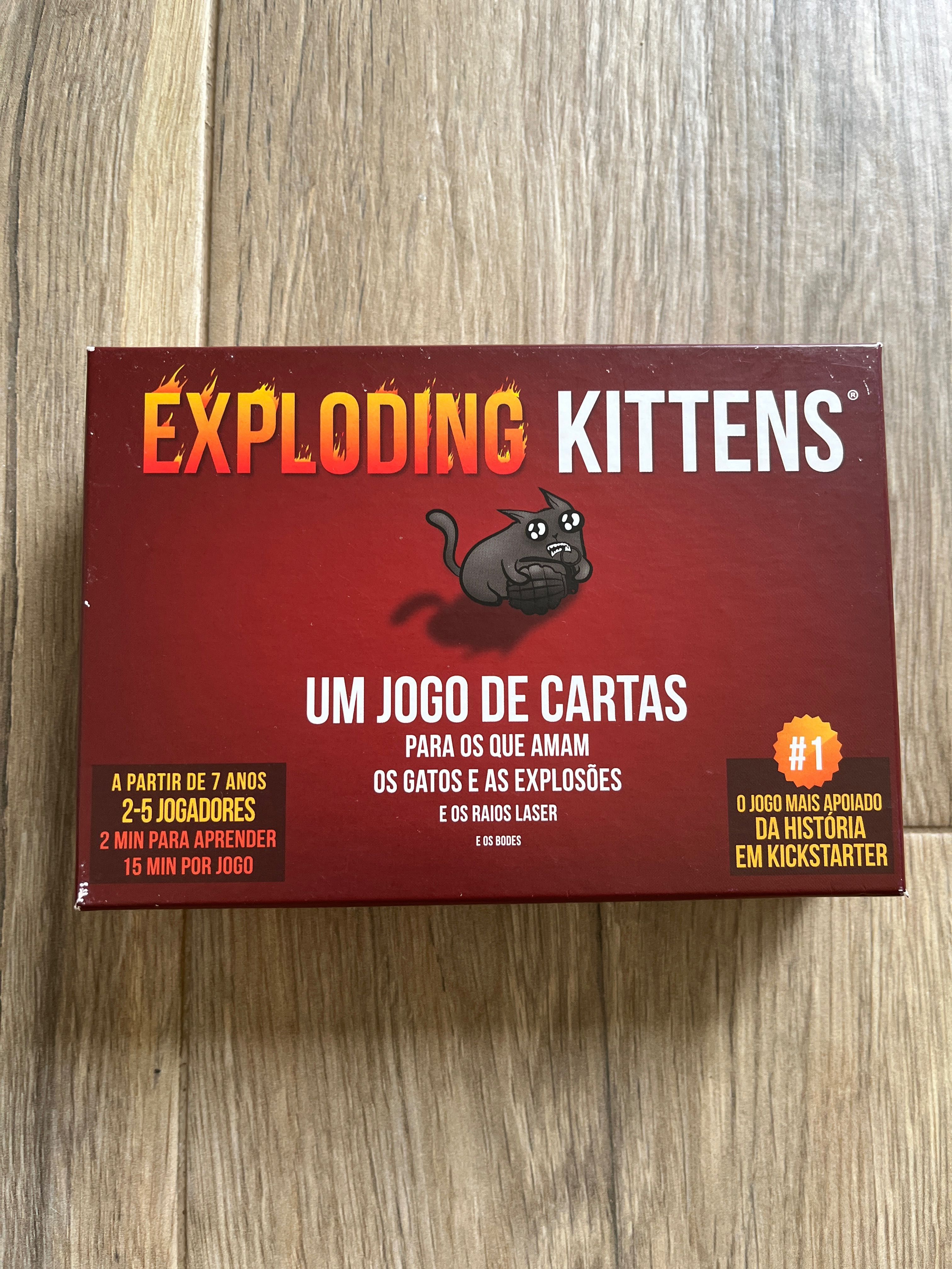 Jogo de Tabuleiro Exploding Kittens PT