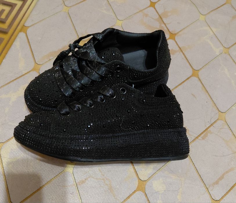 Туфли с стразами