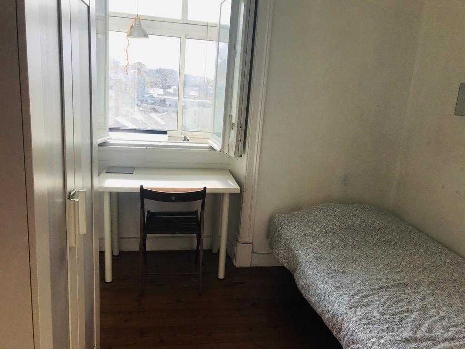Quarto no centro de lisboa (Marques de Pombal)