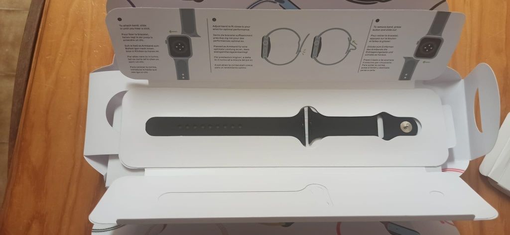 Smartwatch Series 8 - 45 mm -  NOVO.