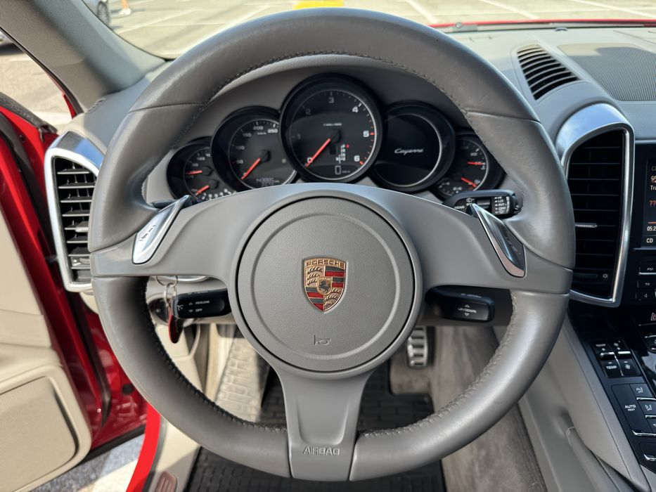 Porsche Cayenne 3,0 дизель 2013 року